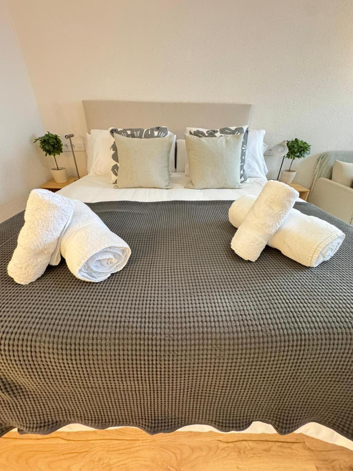 Triana Confort Sevilla エクステリア 写真